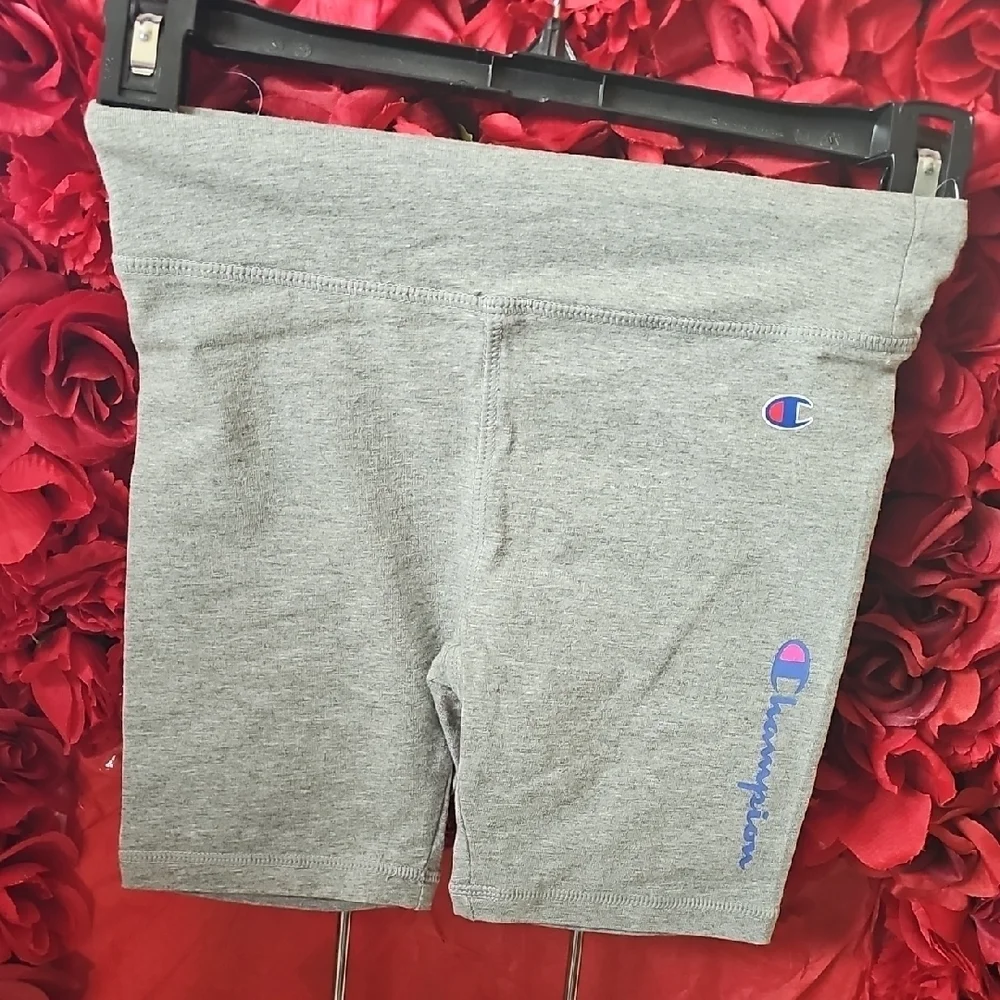 Champion NWOT (Fell Off) Girls Gray Active Shorts Size 6